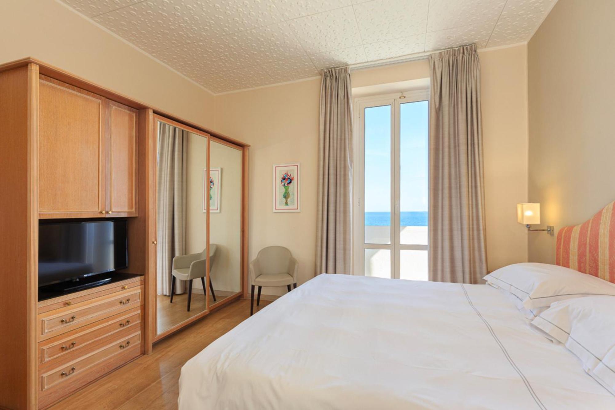 Grand Hotel Mediterranee Alassio Ngoại thất bức ảnh