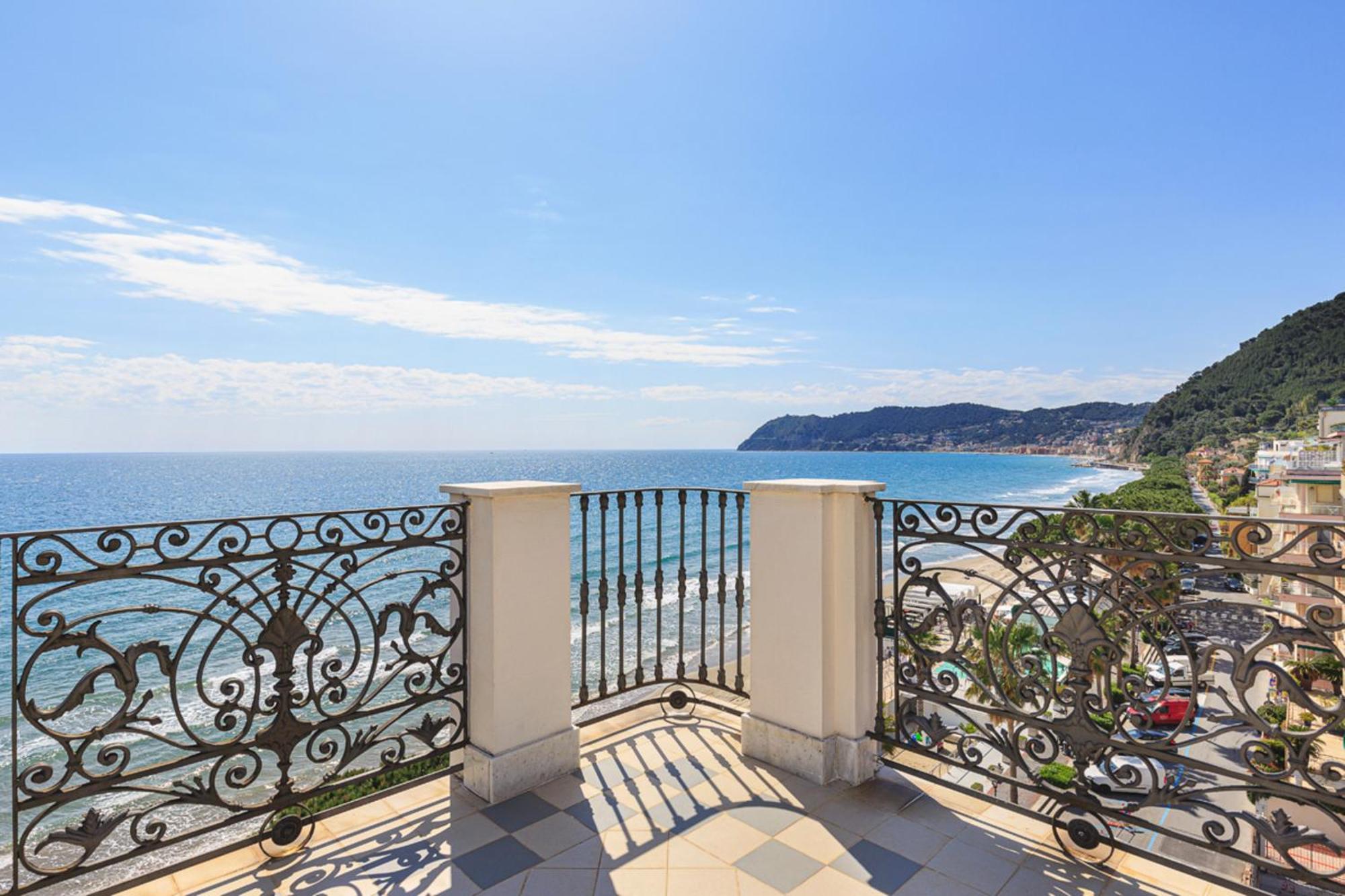 Grand Hotel Mediterranee Alassio Ngoại thất bức ảnh