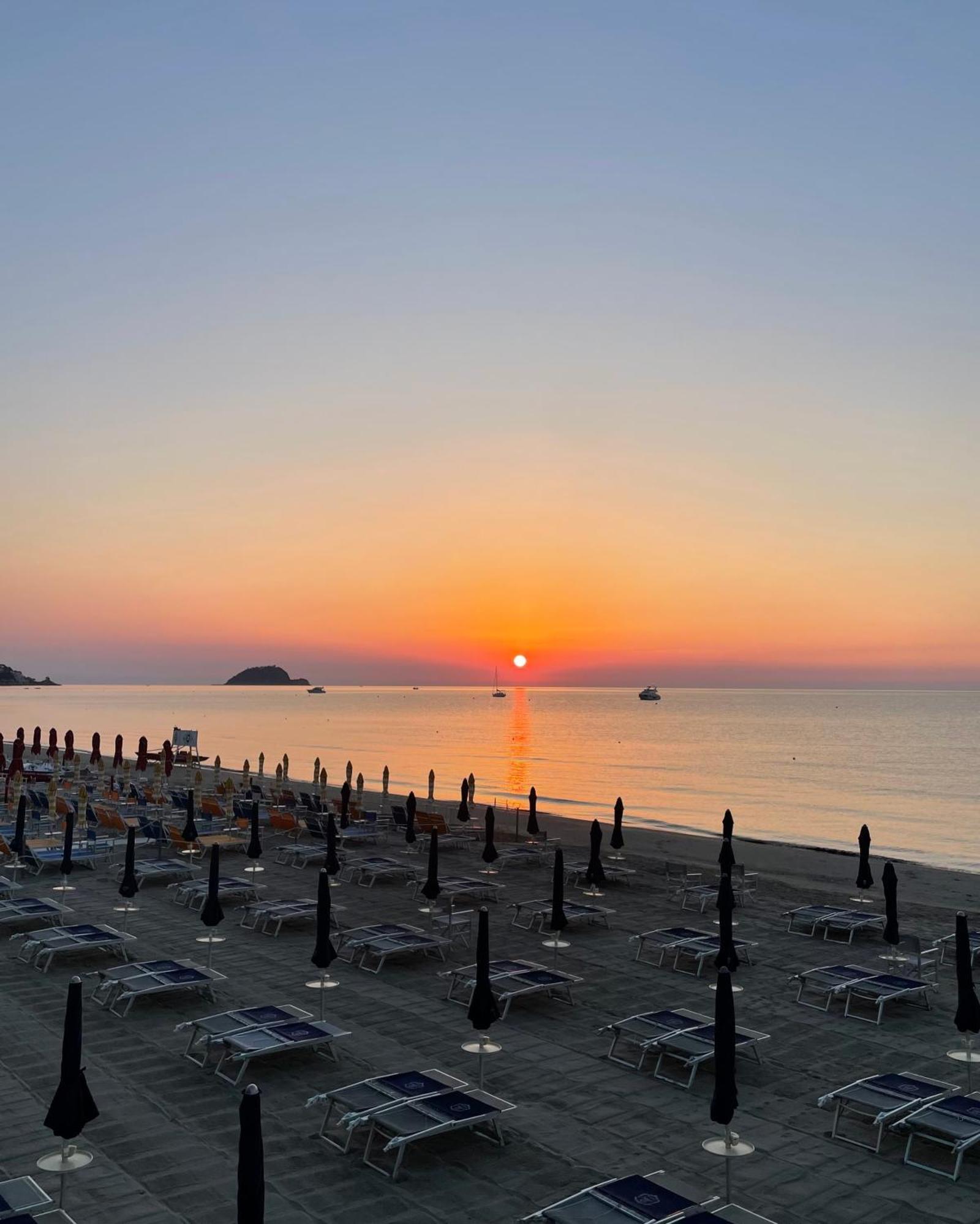 Grand Hotel Mediterranee Alassio Ngoại thất bức ảnh