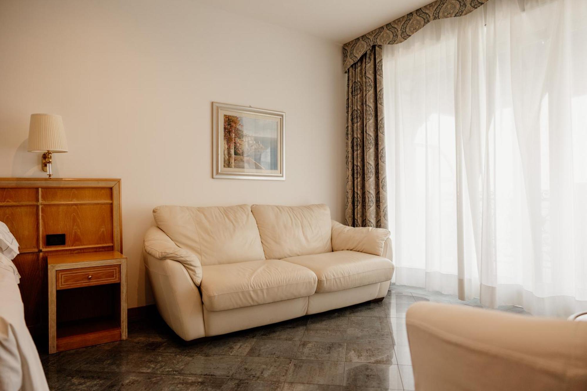 Grand Hotel Mediterranee Alassio Ngoại thất bức ảnh